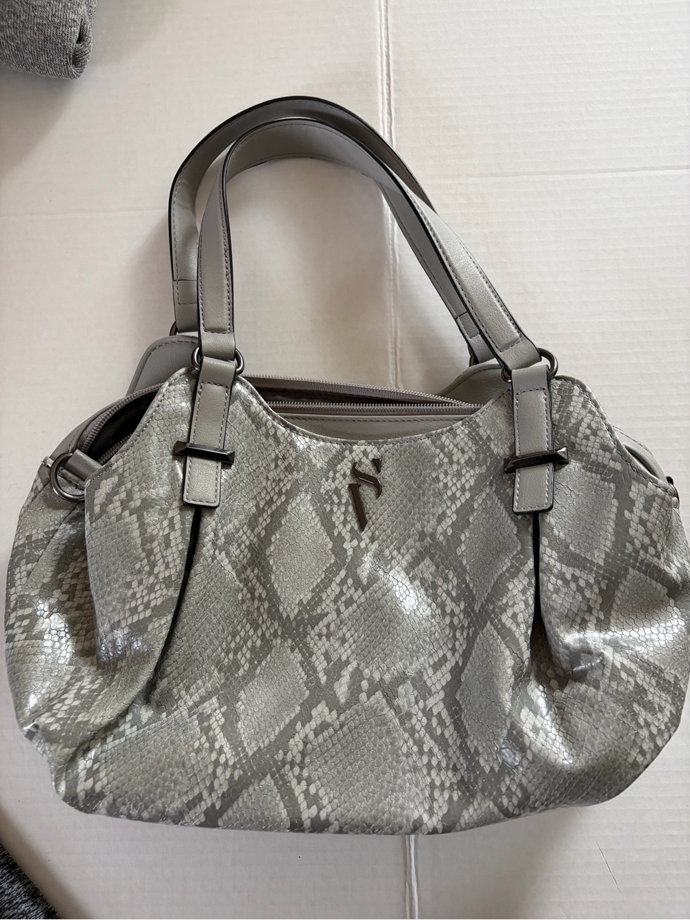 Simply Vera Vera Wang Grey Snake-Print Shoulder Bag